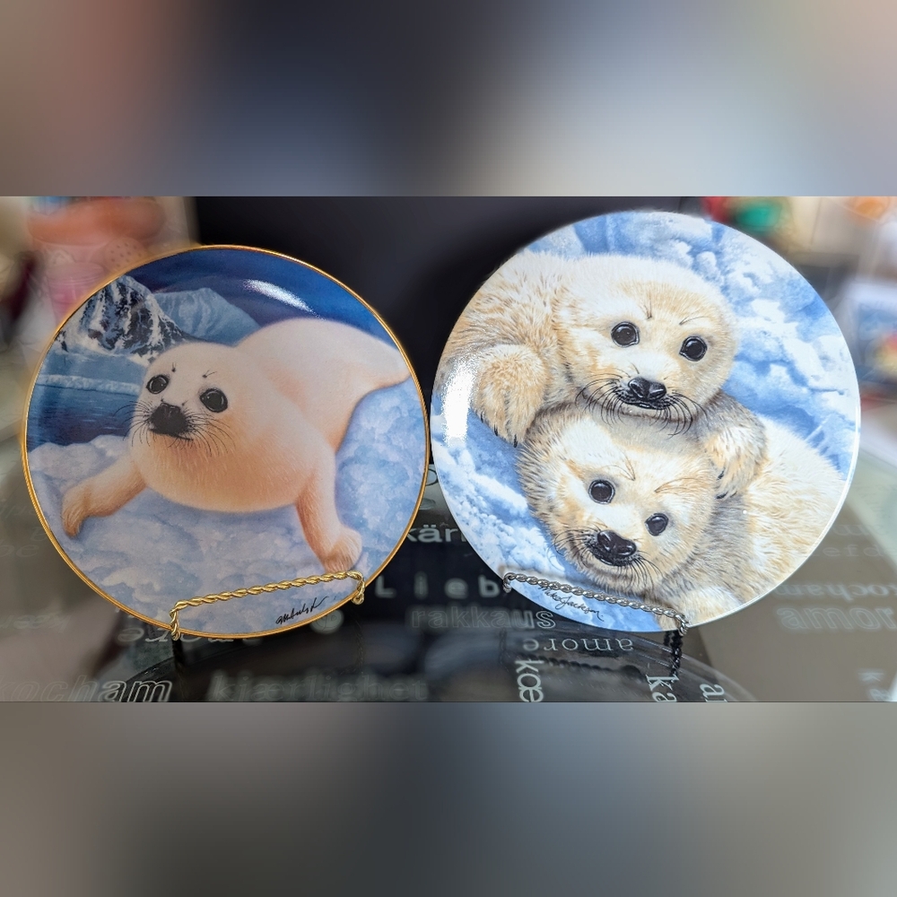Plates 2 4 $5. Seal Pup Decorative Plates Set